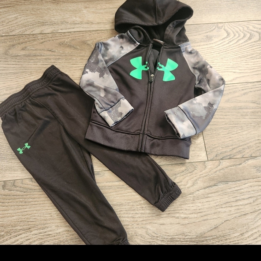 Under Armour Kids' Black and Green Tracksuit 18months
